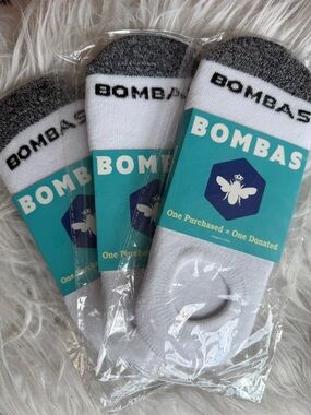 Bombas Women's Cushioned No Show Socks, White, Medium (US 8-10 1/2), 3-Pack NWT